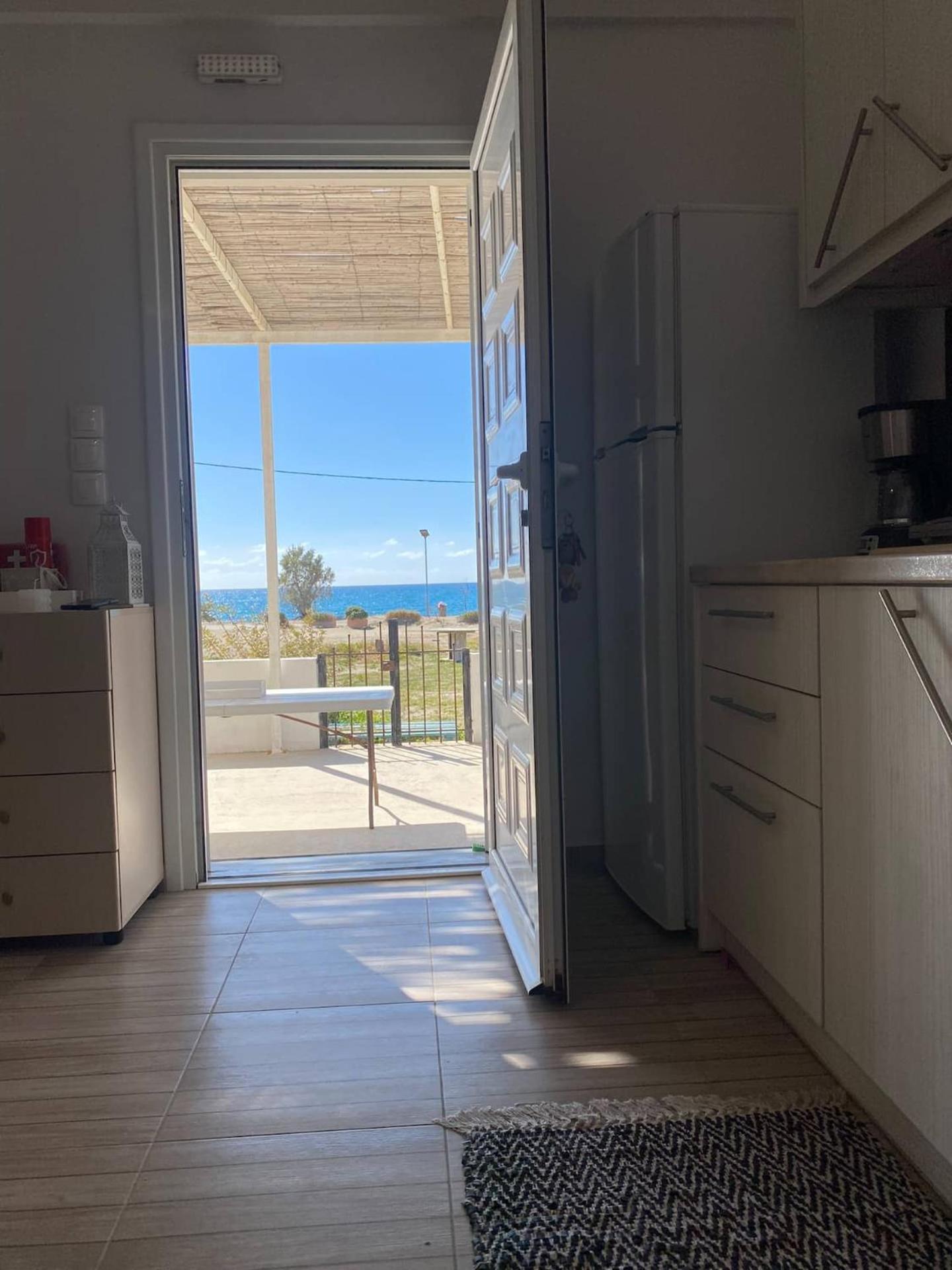Zen Seaside Apartment Kalamaki  Exterior photo